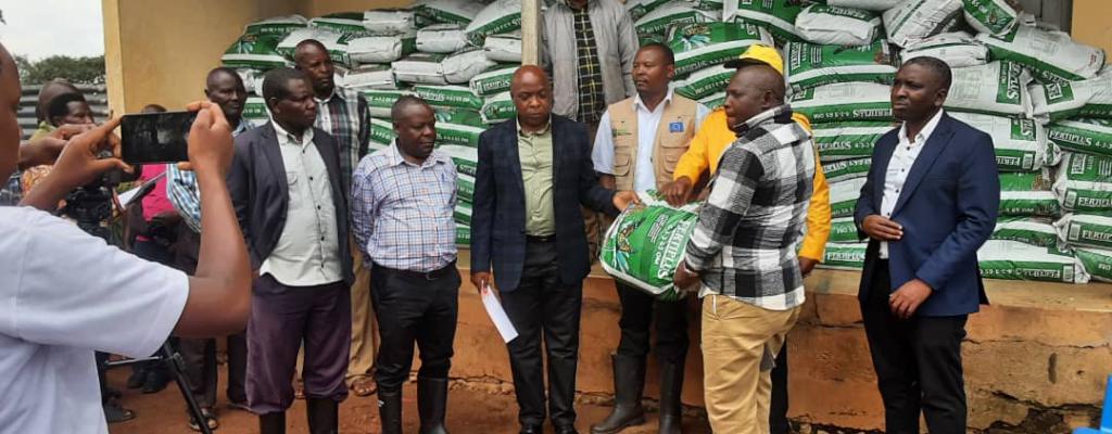 MAAIF DISTRIBUTES ORGANIC FERTILIZER TO BOOST COFFEE PRODUCTIVITY IN GOMBA MAAIF DISTRIBUTES ORGANIC FERTILIZER TO BOOST COFFEE PRODUCTIVITY IN GOMBA